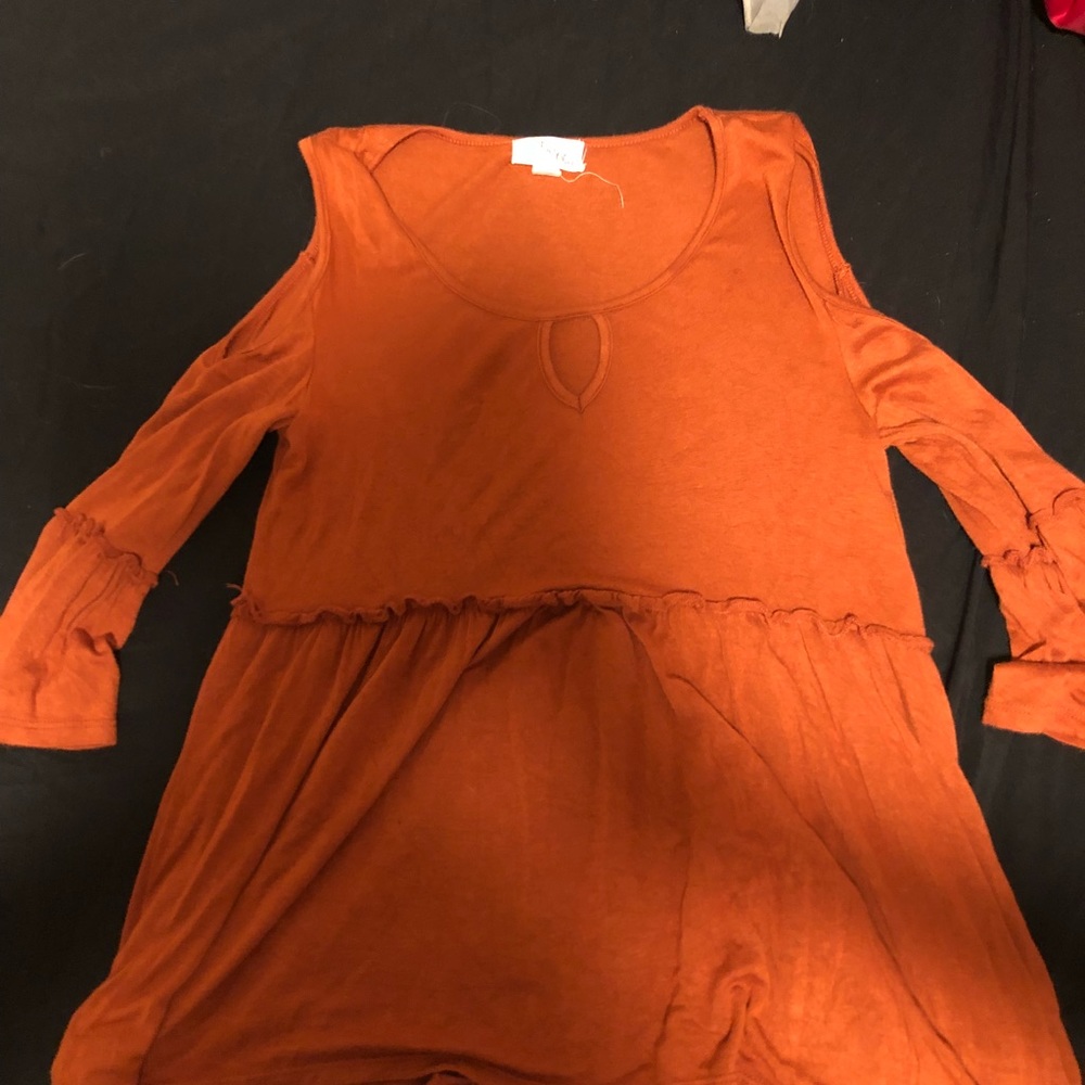Orange top